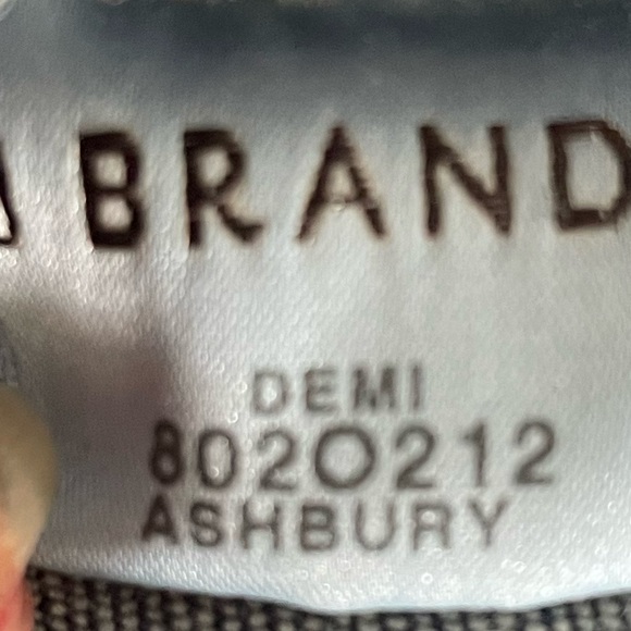 J BRAND- Wide Flare DEMI in ASHBURY NWOT 24 - Picture 7 of 9